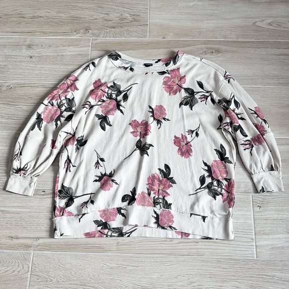torrid Tops - Torrid Oversized Crew Sweatshirt in Rory Floral Sandstone